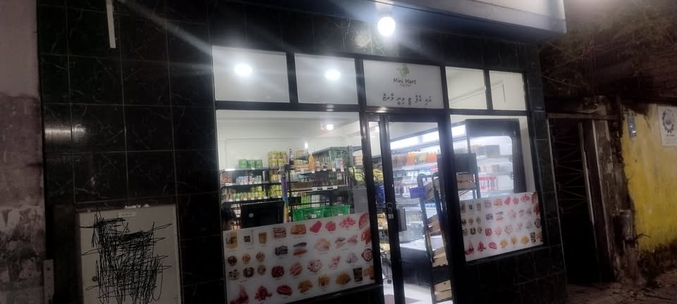 Renting space for shop or office. ( for cafes, takeaways or saloon) 7787103 — Malé