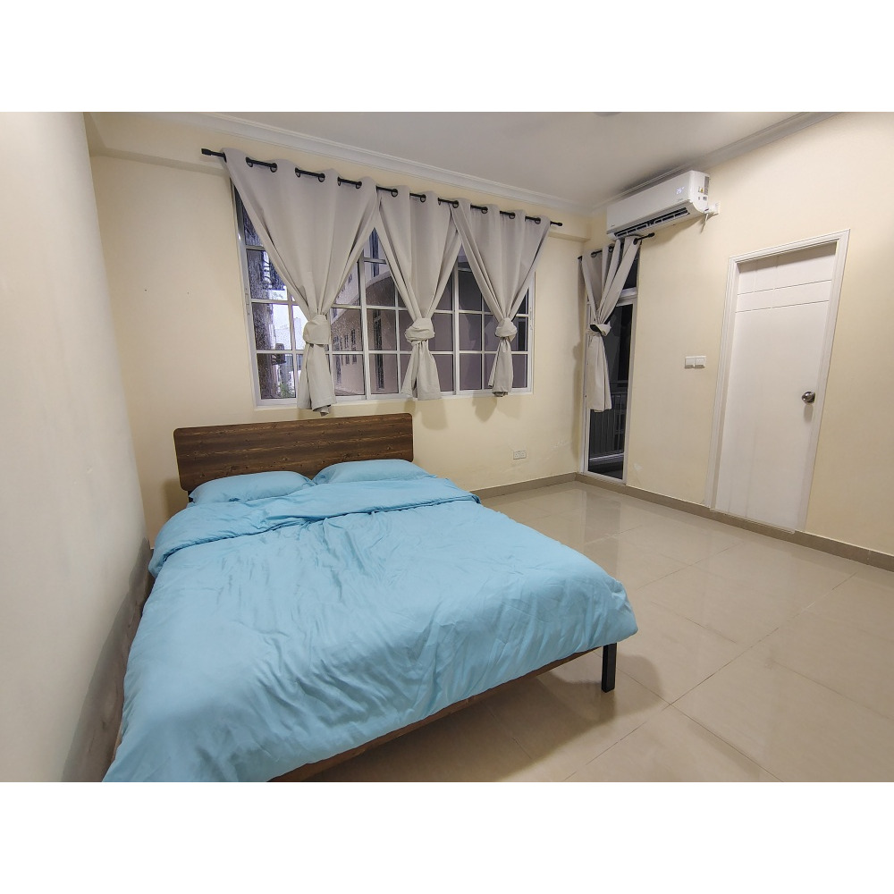 1 or 2 Rooms with Balcony from 3+1 Sharing Apartment. Utilities Included — Malé — Machchangolhi