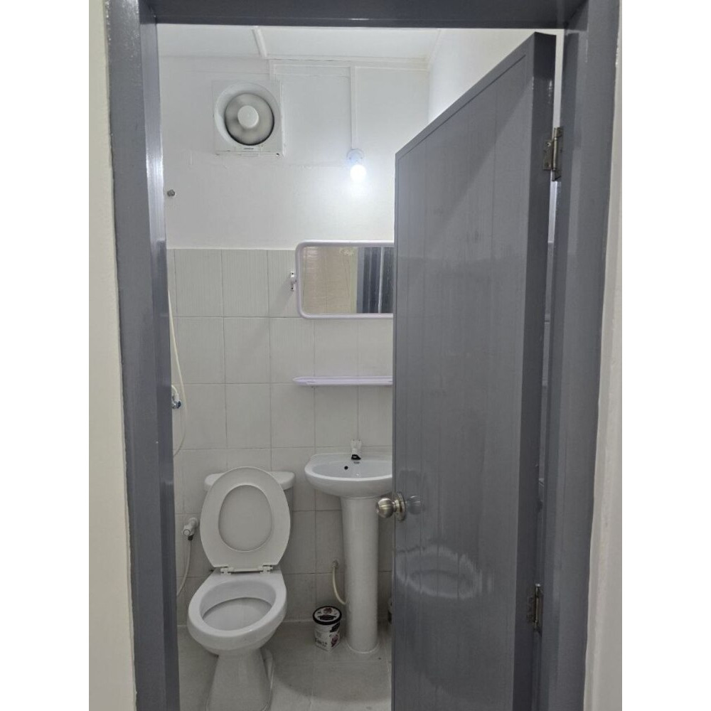 STAFF ACCOMMODATION OR OFFICE APARTMENT FOR RENT — Malé — Henveiru