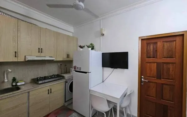 Daily AC room rent in k. Male'(1 Room Apartment) — Malé — Maafannu