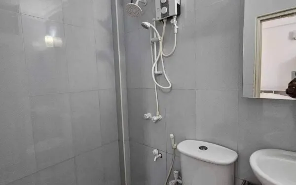 Daily AC room rent in k. Male'(1 Room Apartment) — Malé — Maafannu