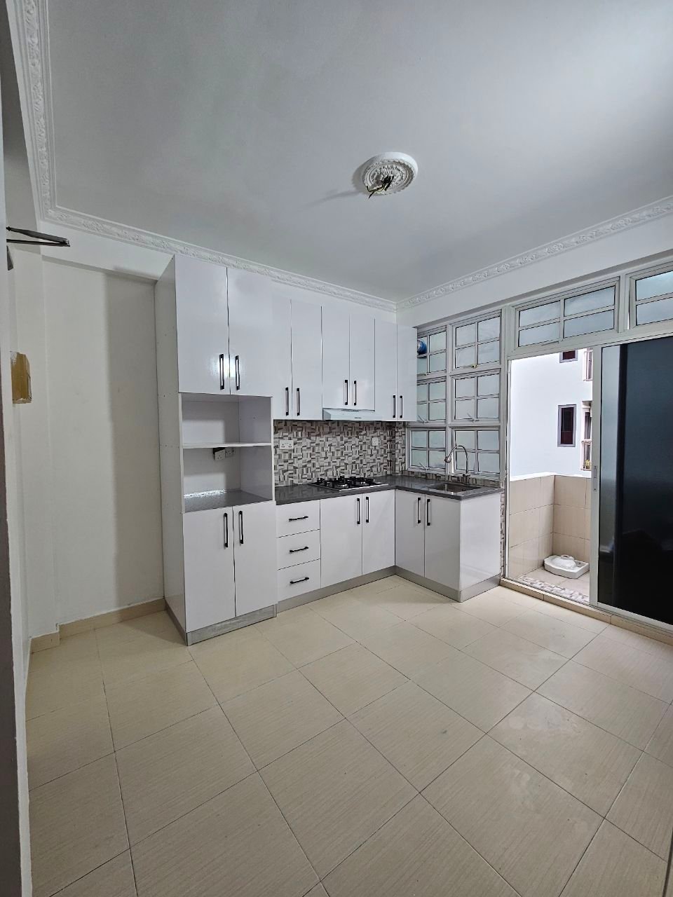 ONE ROOM APARTMENT FOR RENT — Hulhumalé
