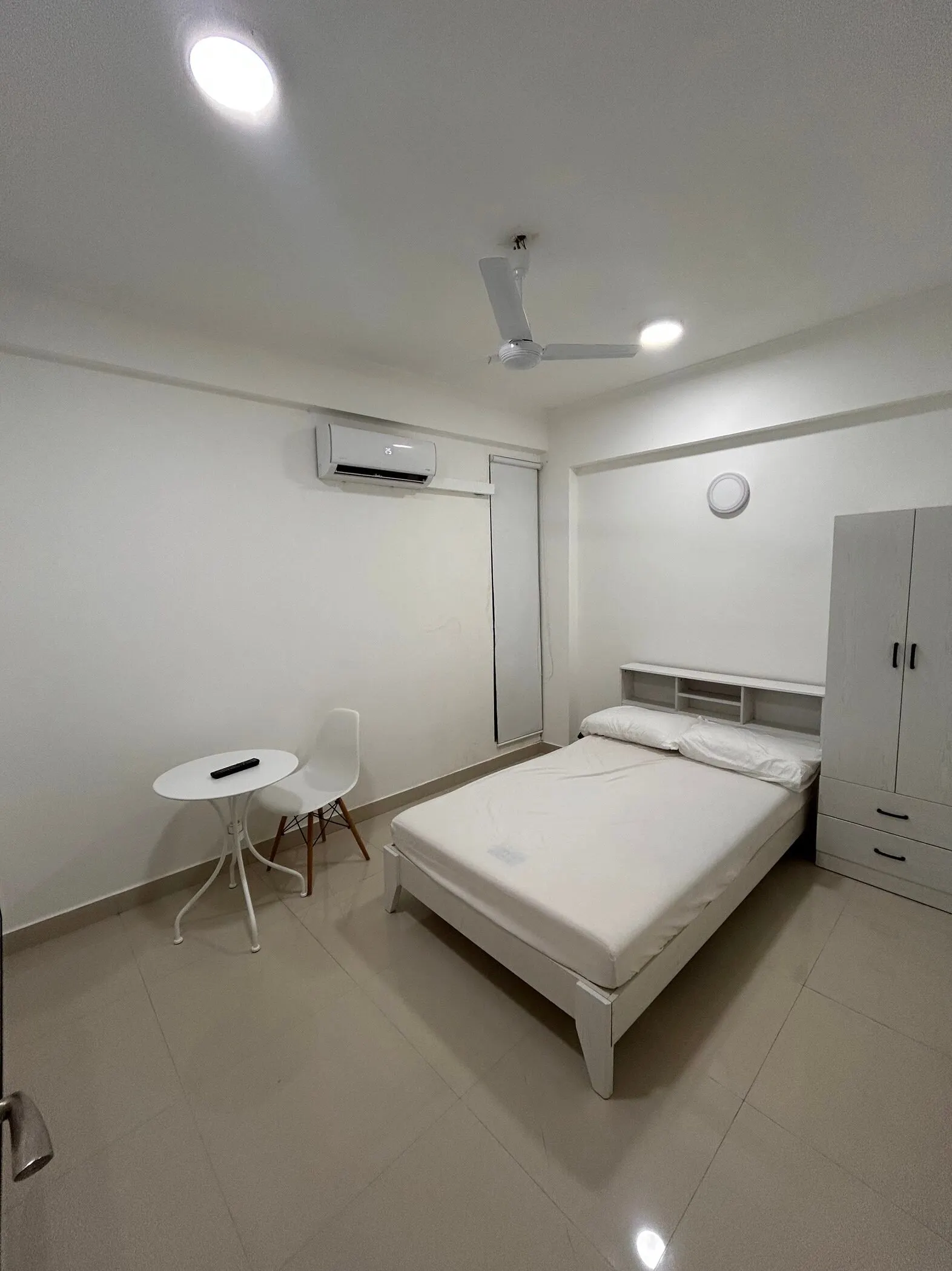 Semi Furnished One Room MVR 8500 - 9822653 — Malé — Henveiru