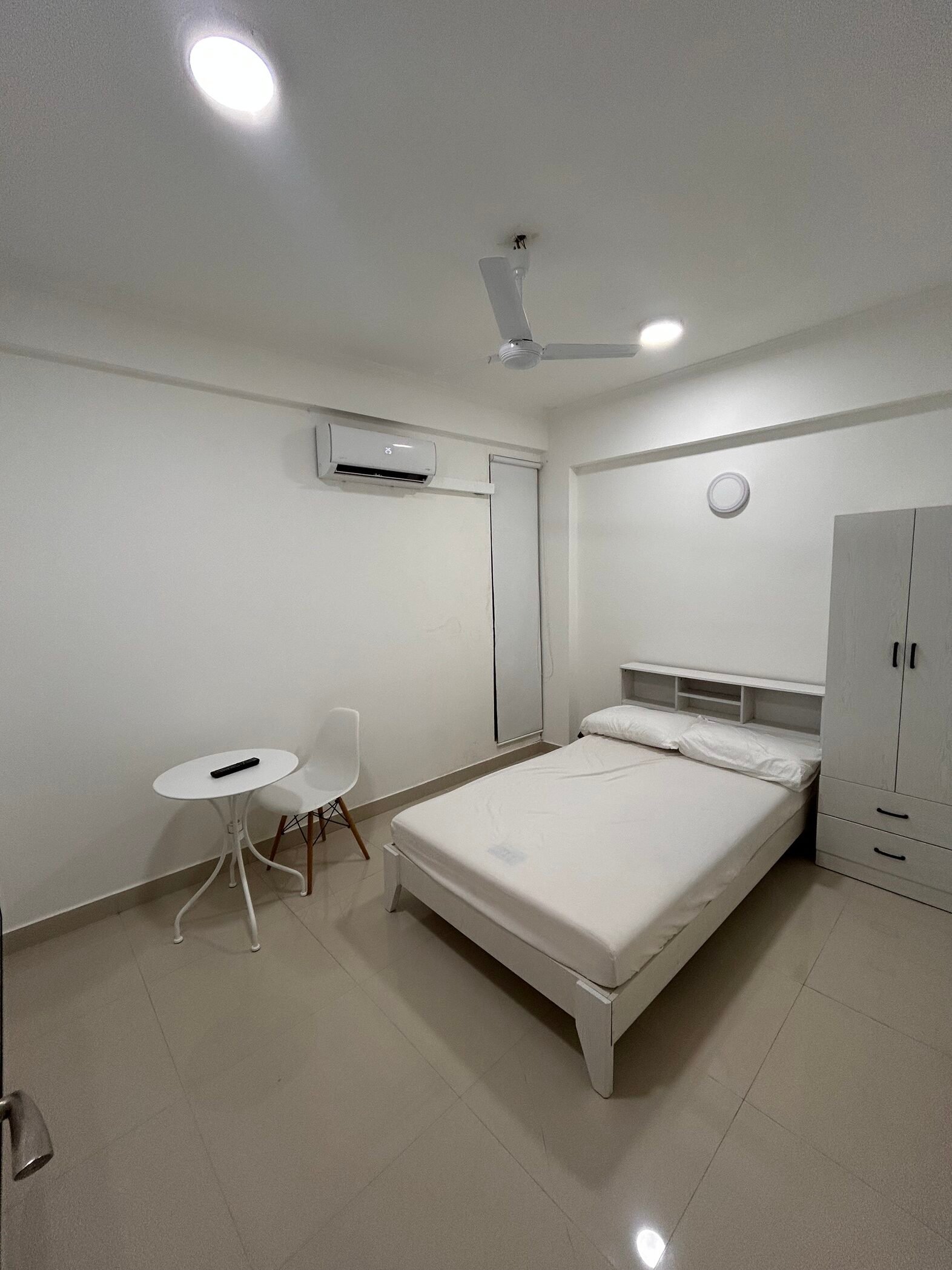 Semi Furnished One Room MVR 8500 - 9822653 — Malé — Henveiru