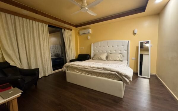1400sqft 2 bedroom apartment (beachside) for rent in phase 1 — Hulhumalé