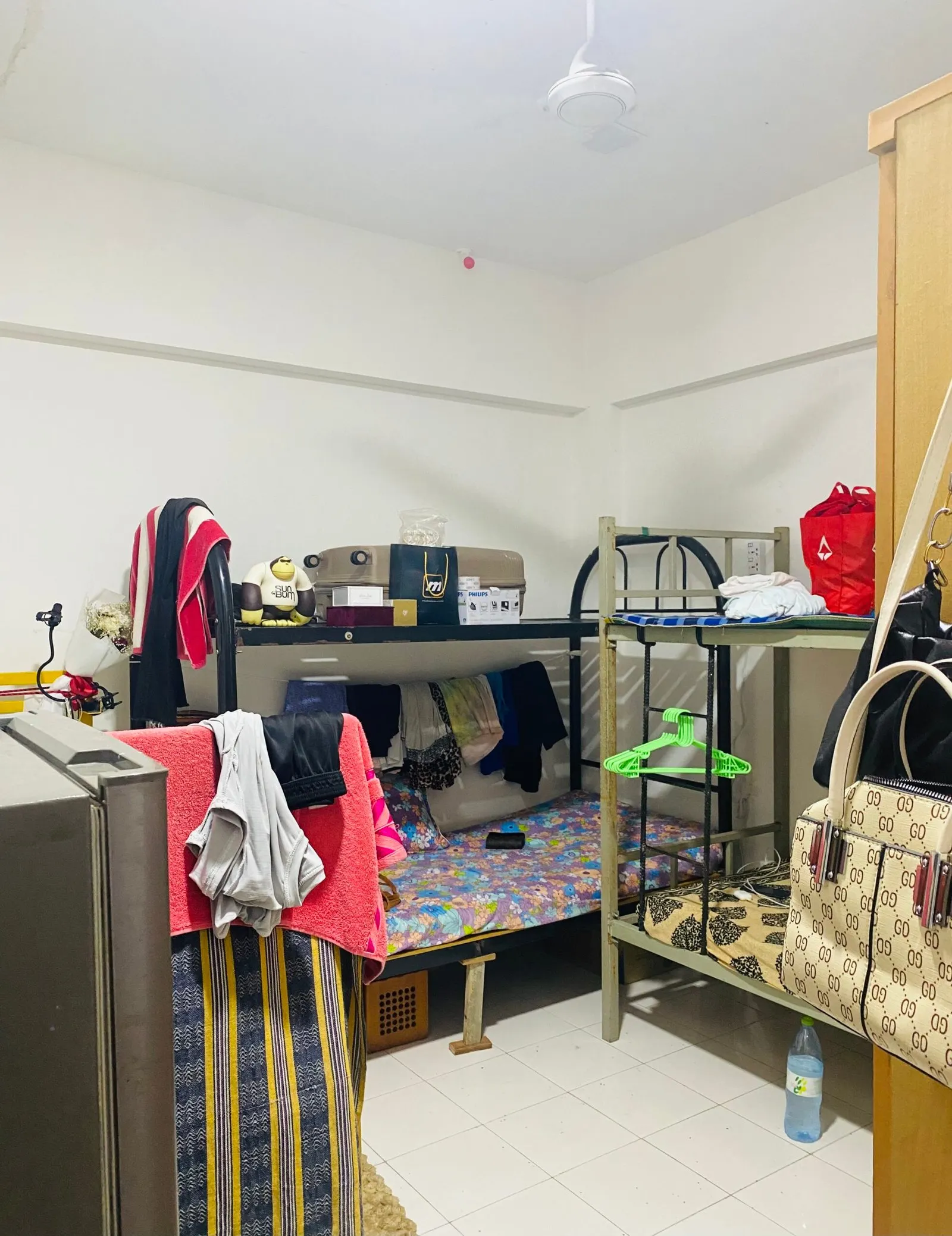 Accommodation for nepali girls — Henveiru