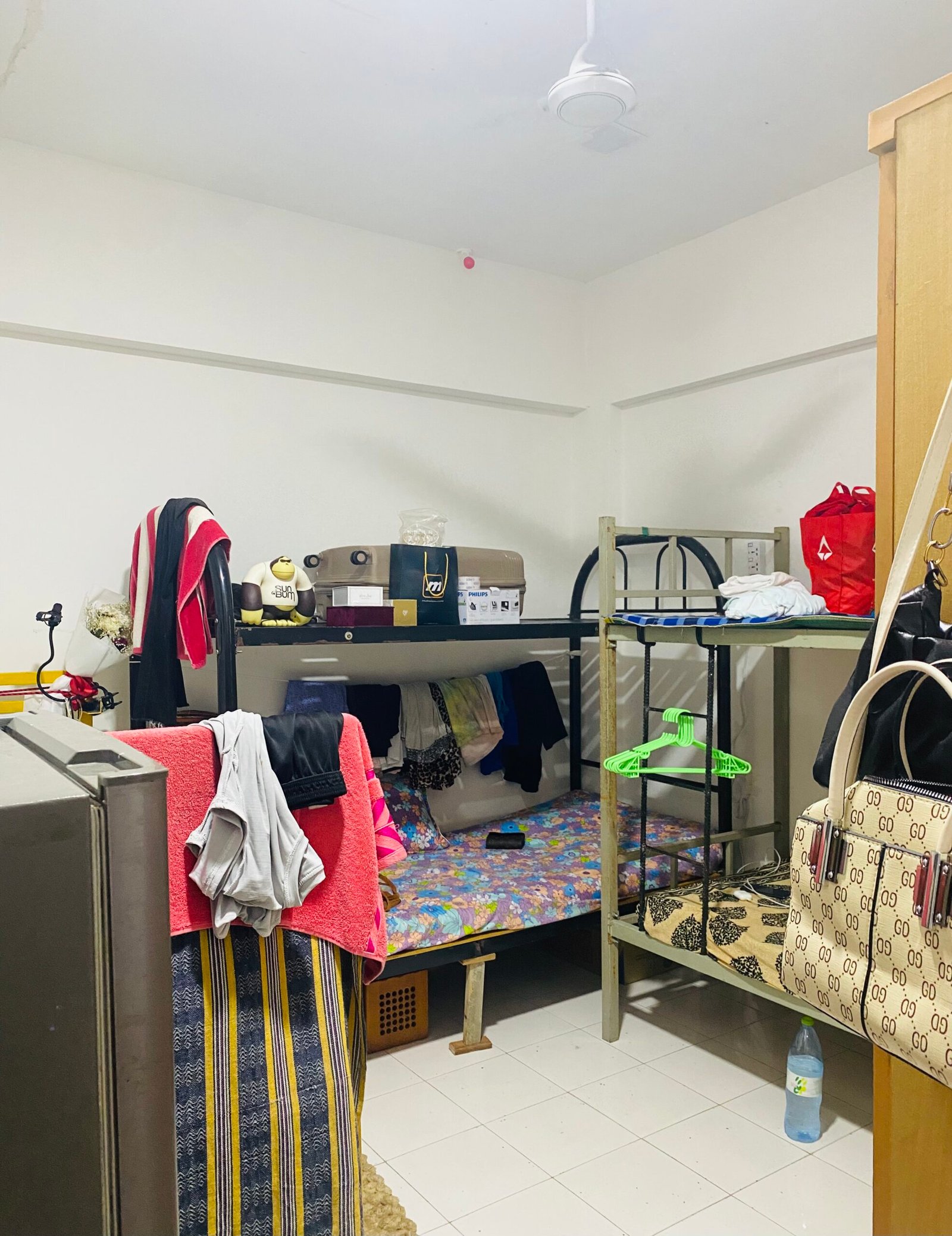 Accommodation for nepali girls — Henveiru