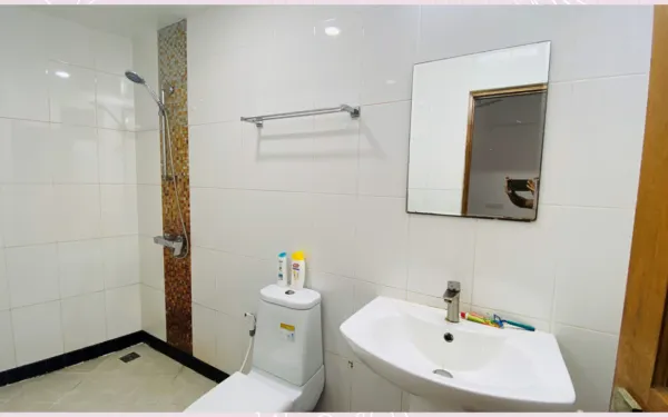 1 ROOM OR ποΈ TWO BED SPACES AVAILABLE I FOR WORKING LADIES! π©π»ββοΈπ©βπ»π©βπ β Maafannu