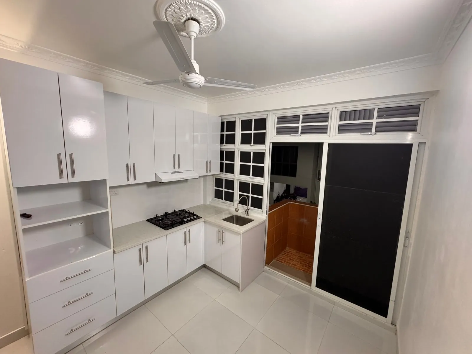 SOLD - 1 BEDROOM APARTMENT FOR RENT β HulhumalΓ©