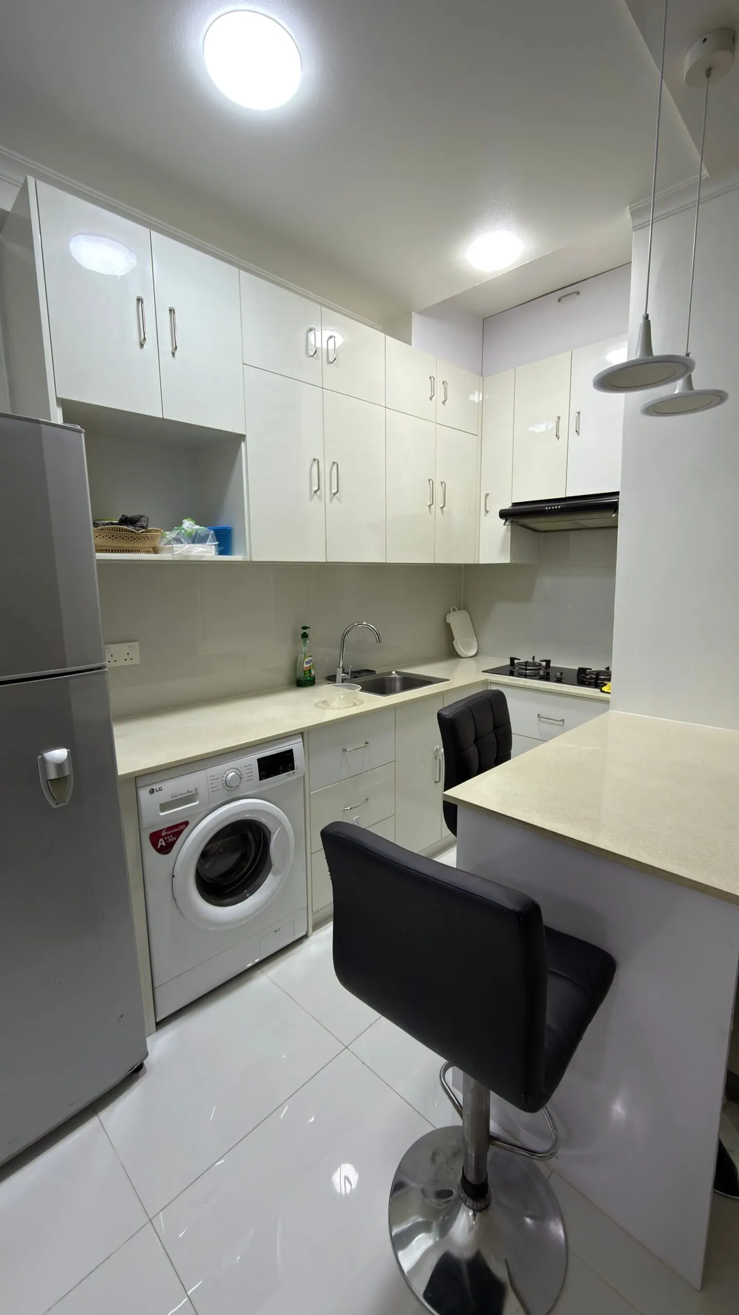 Fully Furnished 2 room apartment in Male', Mahchangolhi - Call 7771713 — Malé — Machchangolhi