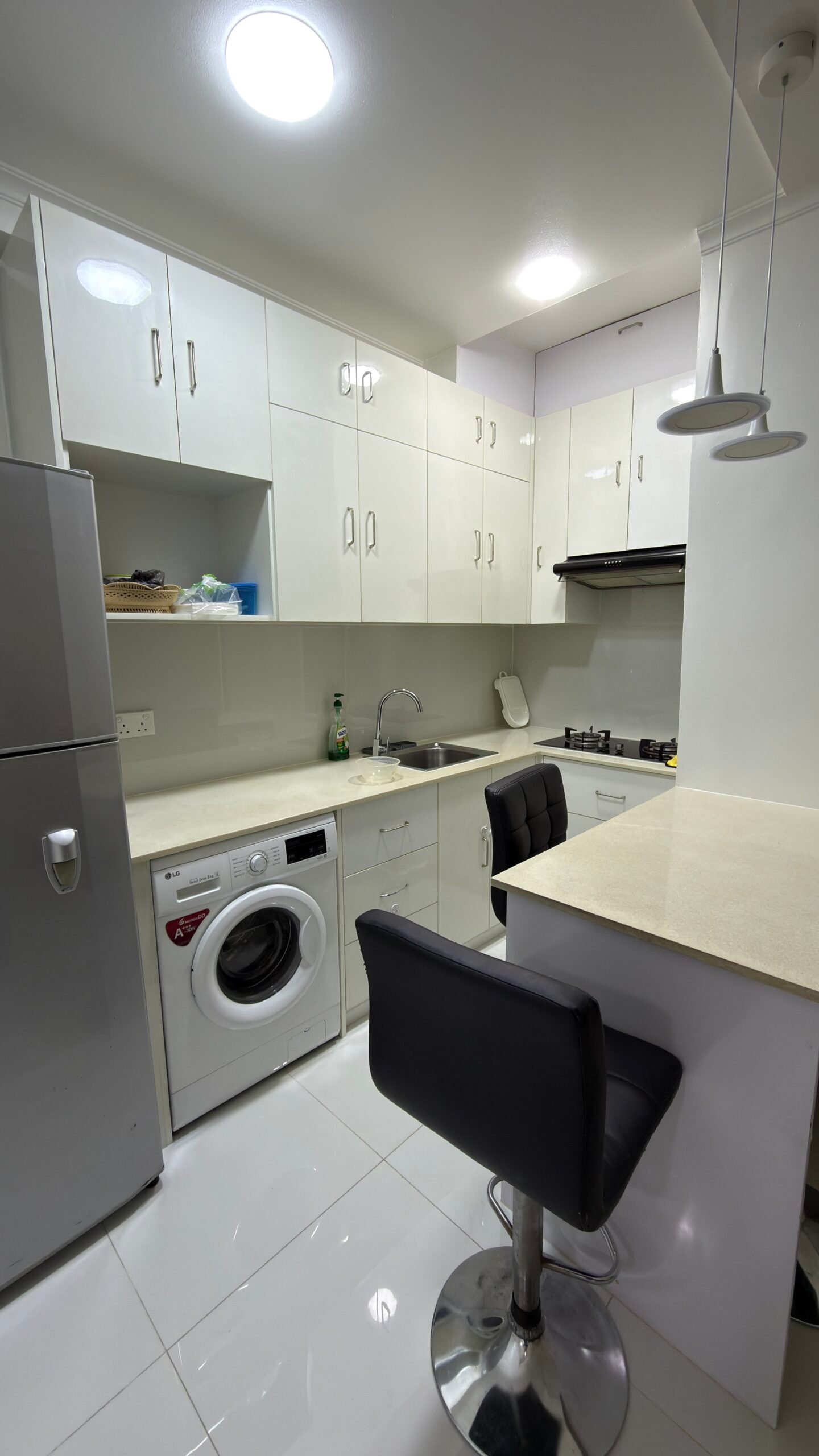 Fully Furnished 2 room apartment in Male', Mahchangolhi - Call 7771713 — Malé — Machchangolhi