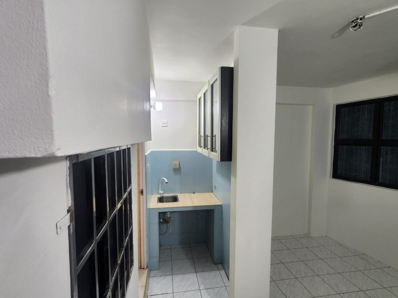 1 Room Apartment with Air Conditioner for Rent 8,000 MVR/month — Malé — Machchangolhi