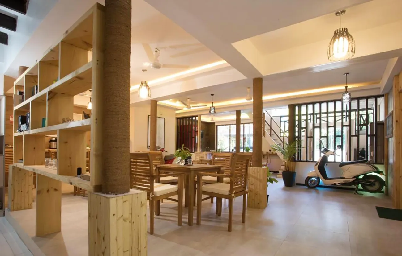 Guesthouse for Sale (IS 116) — Thulusdhoo