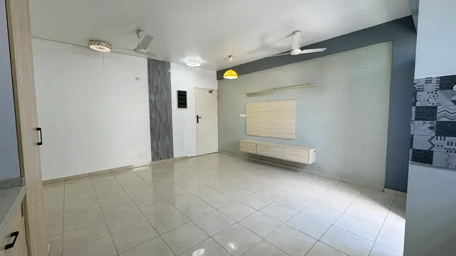 Unfurnished 3 BR for Rent (ML 266) — Buruzu Magu