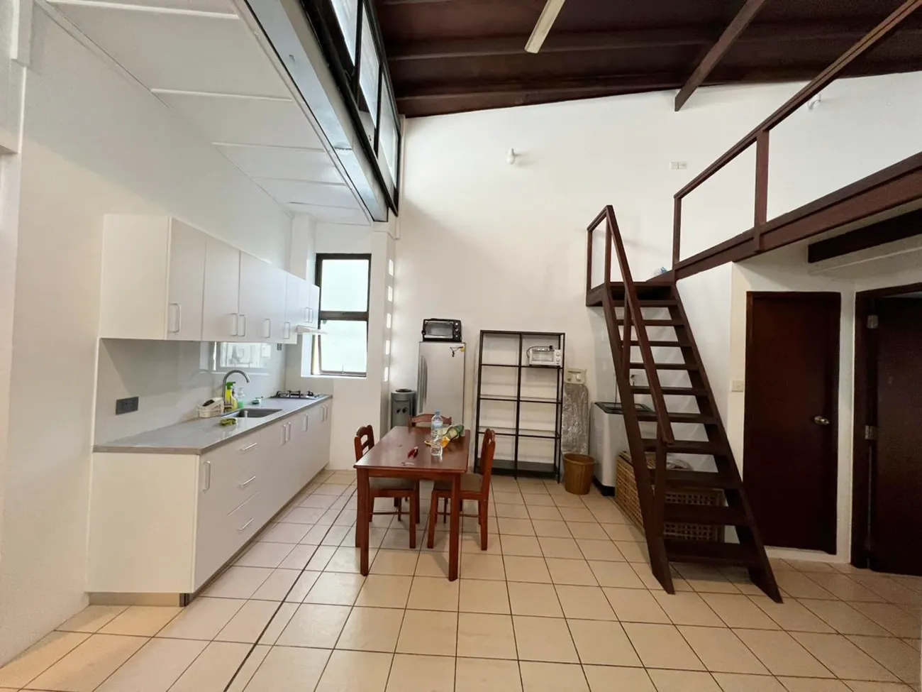 Fully Furnished 2+1 BR for Rent (ML 213) — Dhambu Goalhi