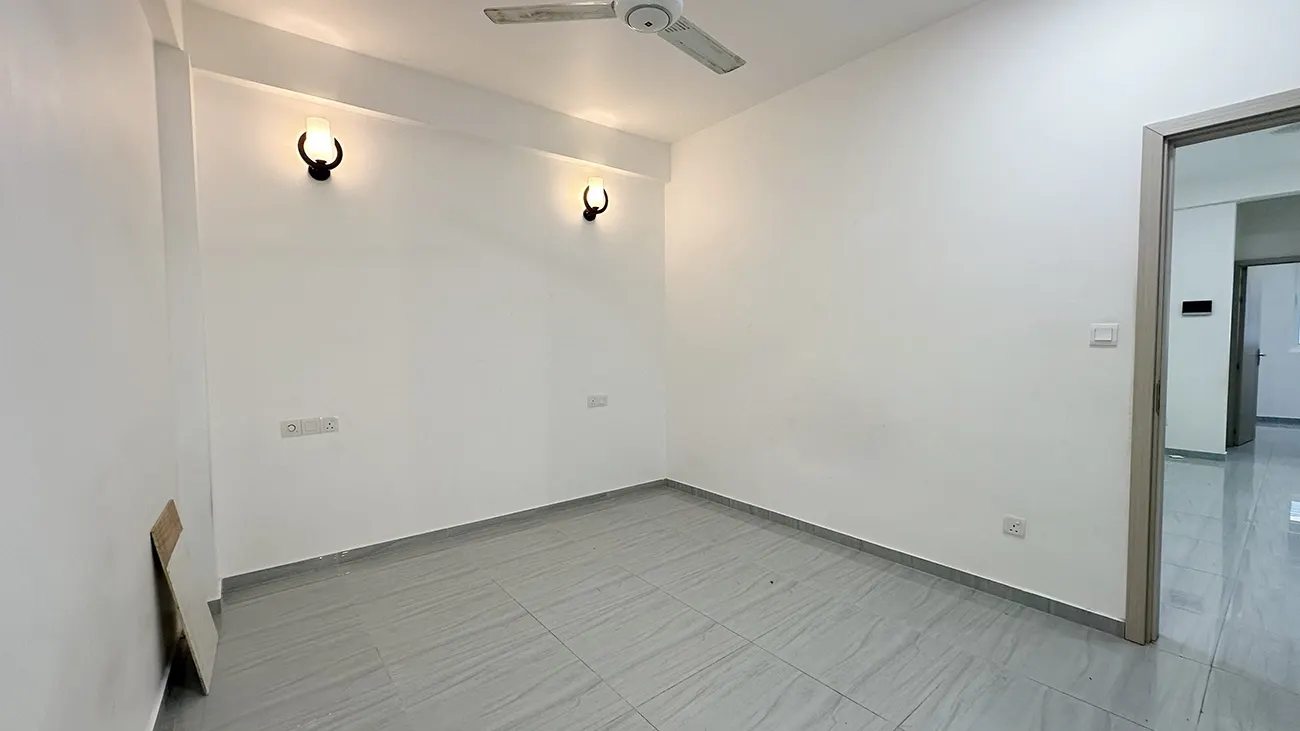 Unfurnished 2+1 BR for Rent (ML 241) — Dhillee Magu