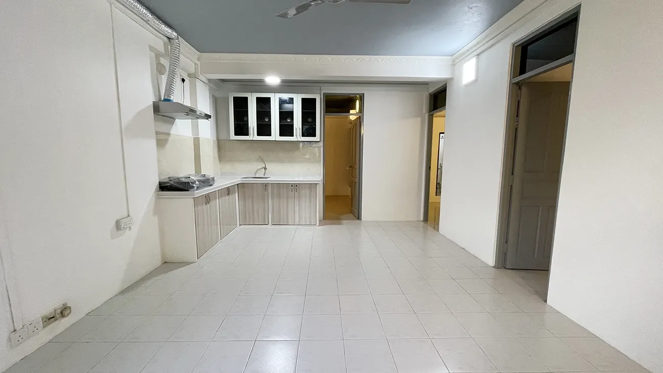 Unfurnished 3 BR for Rent (ML 195) — Buruzu Magu