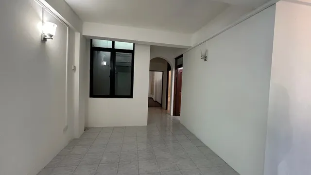 Unfurnished 5 Storey building for Sale (ML 106S) — Kulhidhoshu Magu