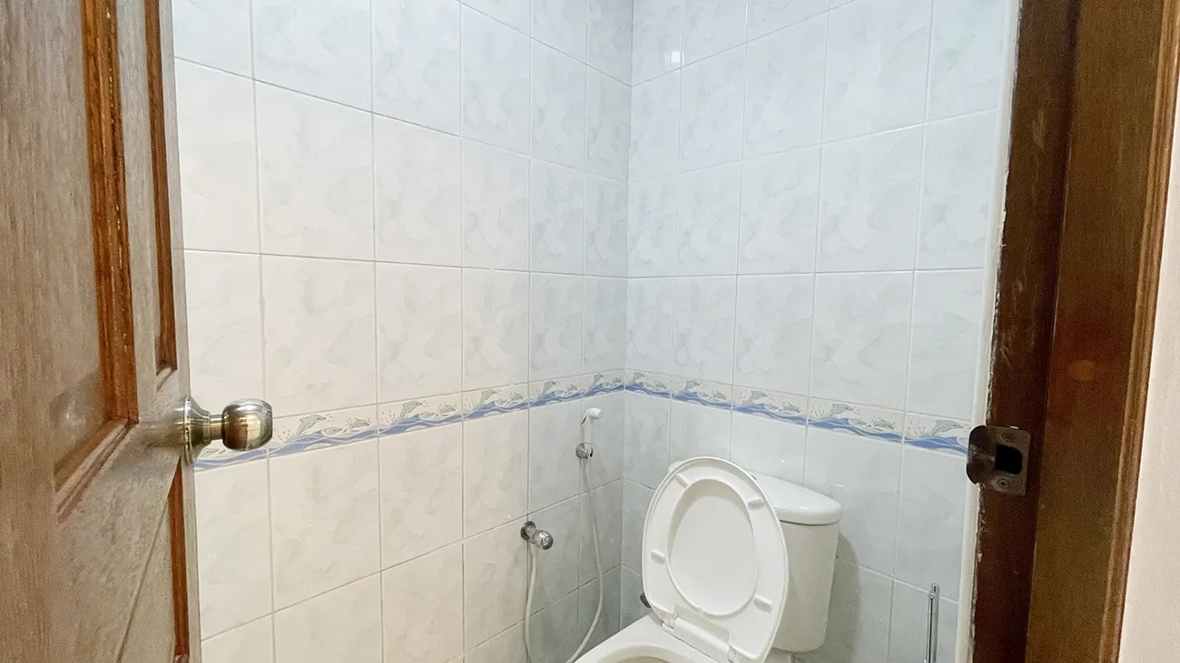 Commercial Space for Rent (ML 218) — Lily Magu