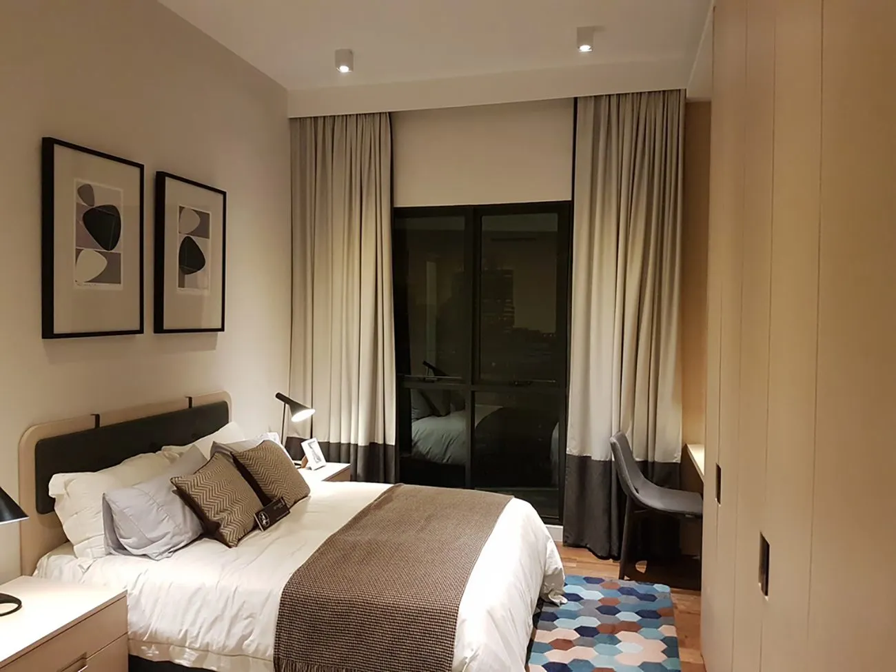 Semi Furnished 4+1 BR for Sale (O-105S) — Setia Sky Seputeh Sales Galleria