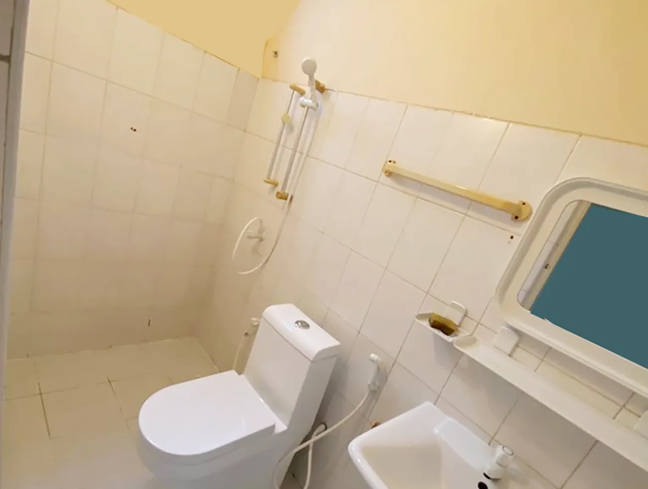 Unfurnished 2 BR for Rent (ML 204) — Buruzu Magu