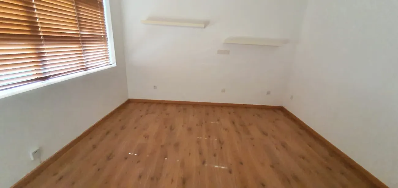 Unfurnished 4+1 BR for Rent (ML 219) — Rahdhebai Magu