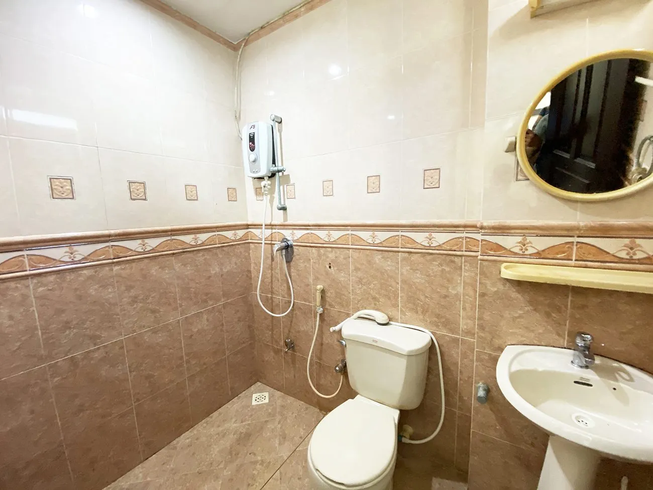 Fully Furnished 2 BR for Rent (ML 115) — Alikilegefaanu Magu