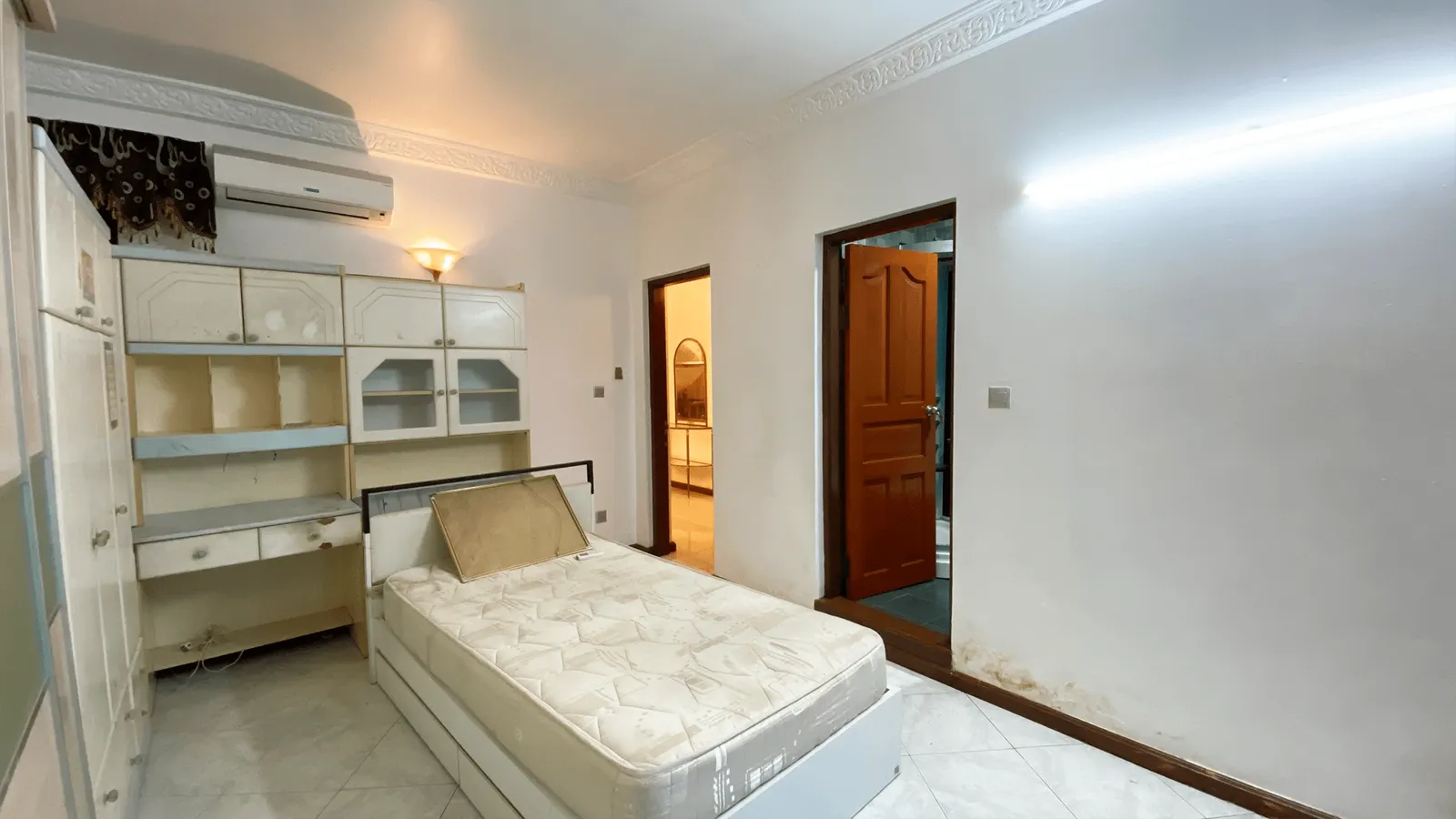 Semi Furnished 4 BR Residence for Rent (ML 135) — Fiyaathoshi Magu
