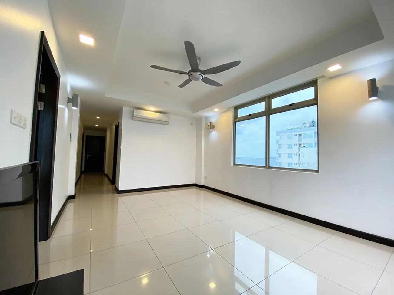 Semi Furnished 2+1 BR for Rent (ML 125) — Huravee Hingun