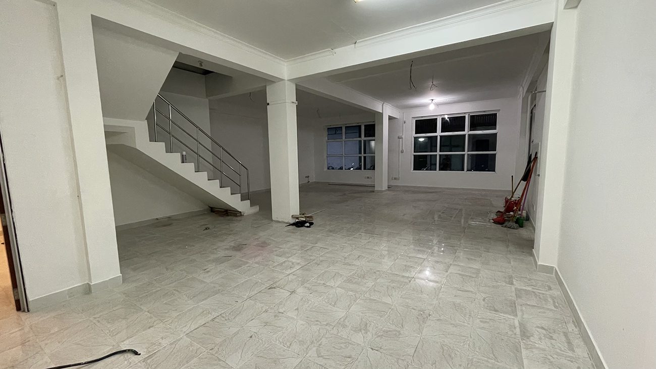Commercial Space for Rent (ML 160) — Handhuvaree Hingun