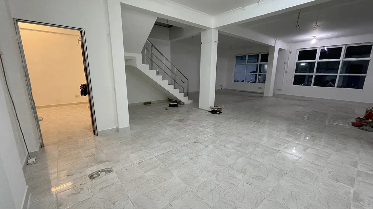 Commercial Space for Rent (ML 160) — Handhuvaree Hingun