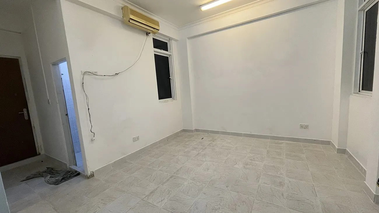 Commercial Space for Rent (ML 160) — Handhuvaree Hingun