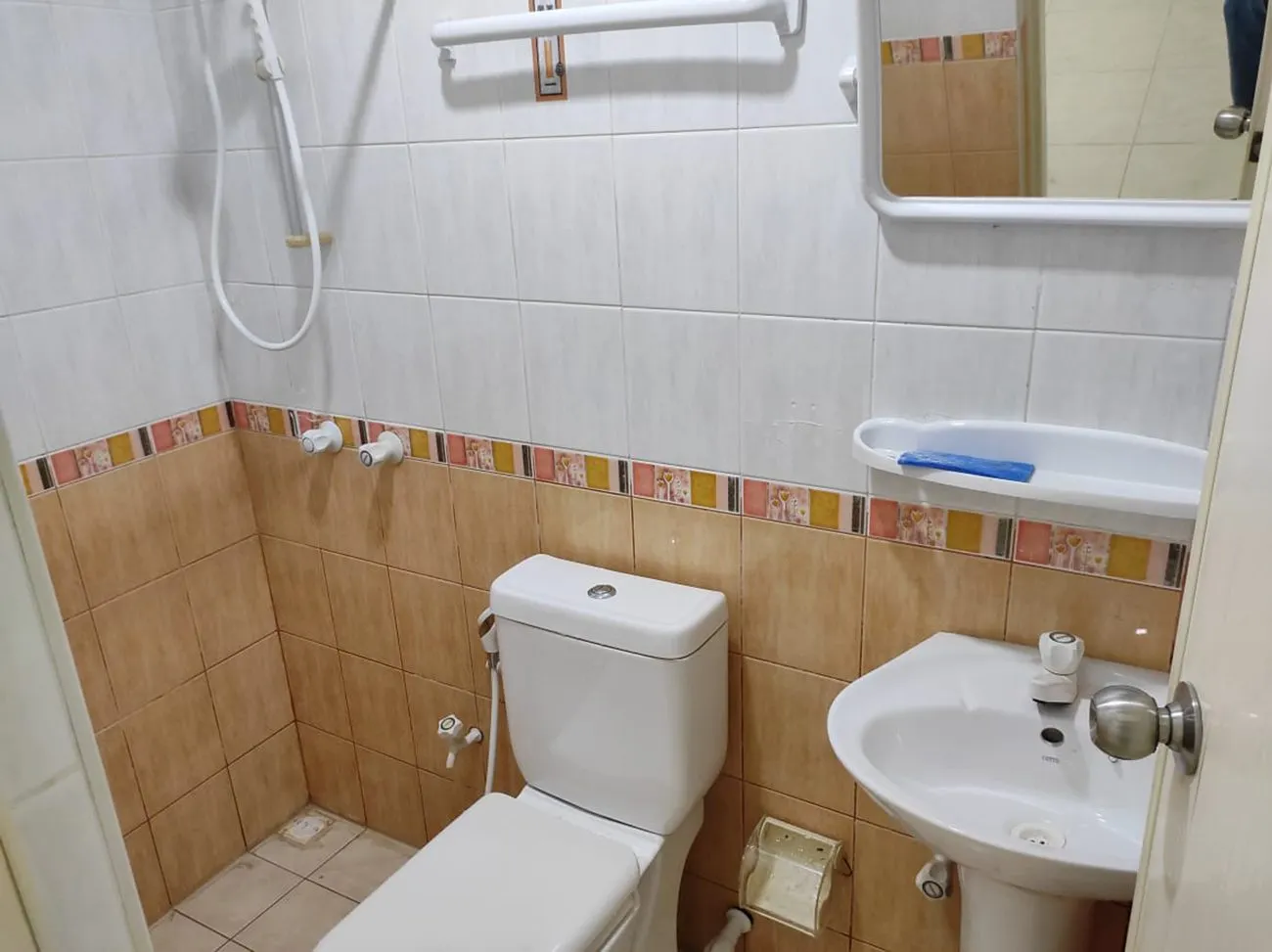 Commercial Space for Rent (ML 164) — Orchid Magu