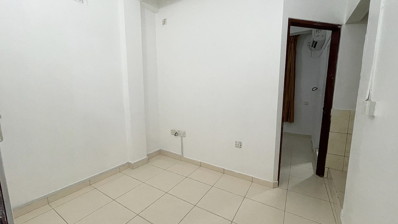 Unfurnished 1 BR for Rent (ML 181) — Moonimaa Hingun