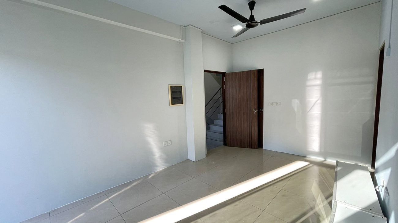 Unfurnished 2 BR for Rent (VL 101) — Villimale'