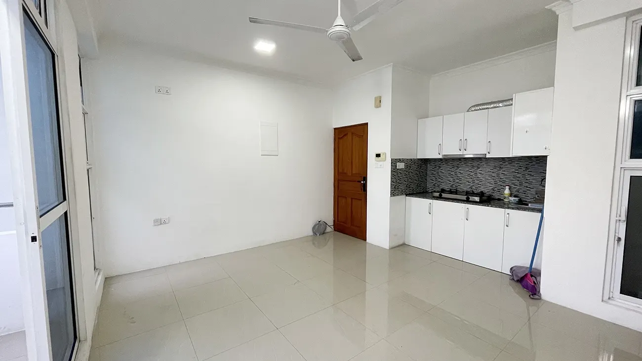 Unfurnished 2 BR for Sale (ML 105S) — Lainoofaru Magu