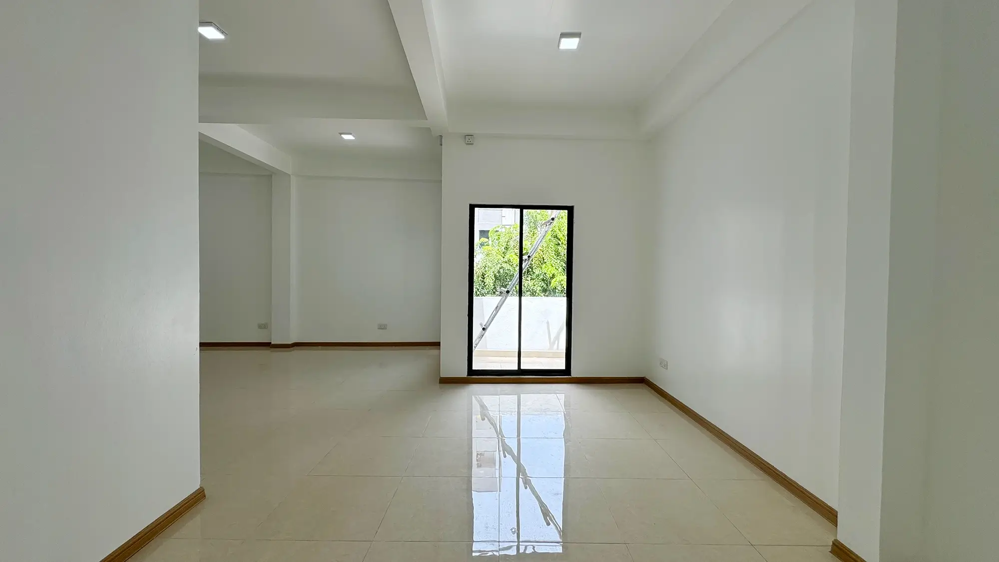 Commercial Space for Rent (ML 277) — Kurangi Goalhi