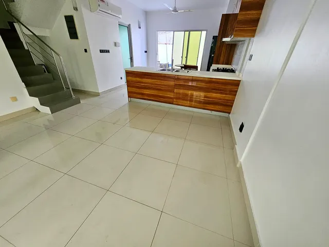 Unfurnished 3+1 BR Row House for Rent (HM 460) — Hulhumalé