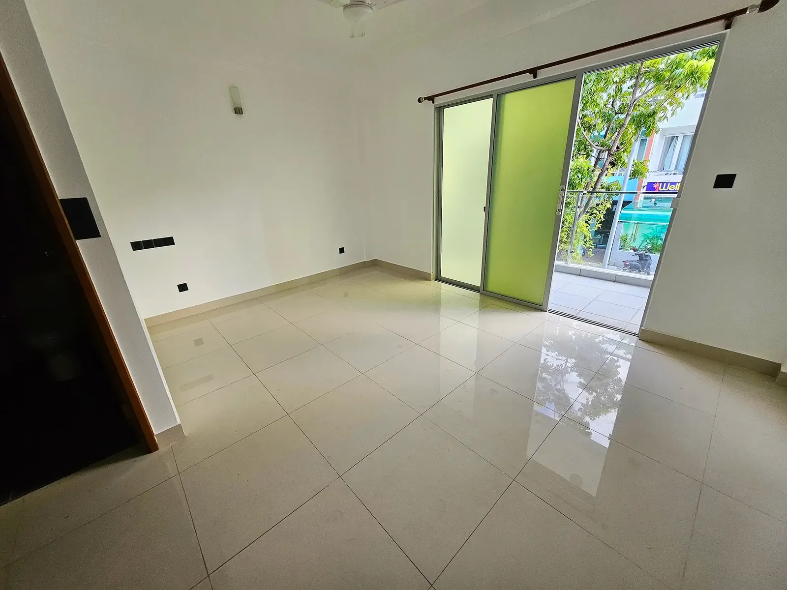 Unfurnished 3+1 BR Row House for Rent (HM 460) — Hulhumalé