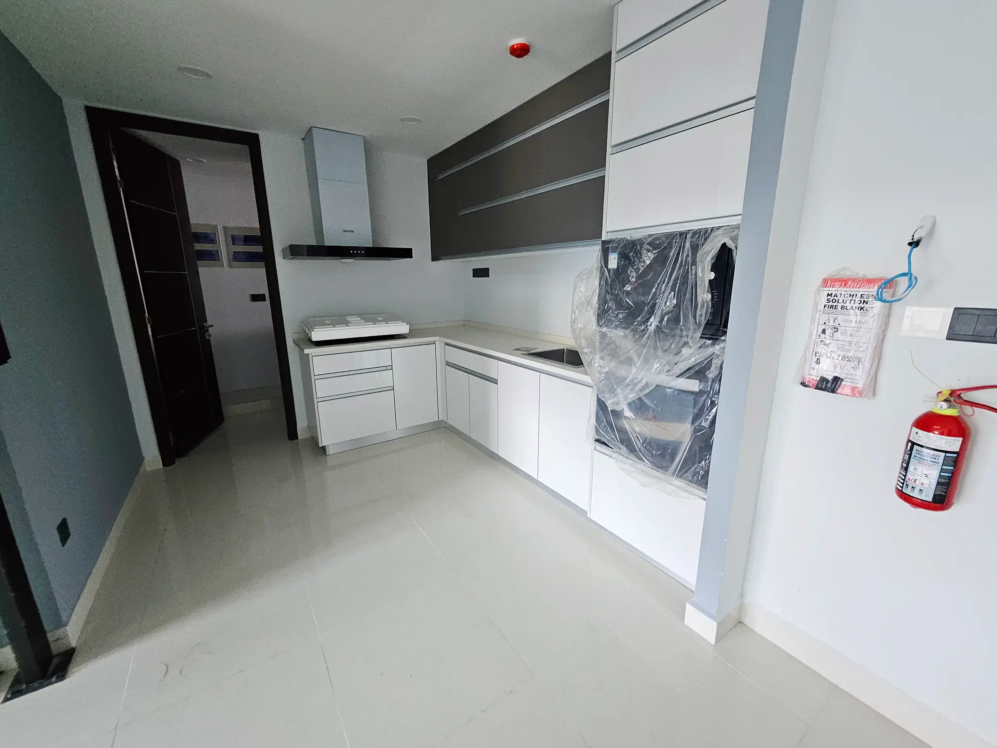 Unfurnished 5 BR Duplex Apartment for Rent (HM 465) — Hulhumalé