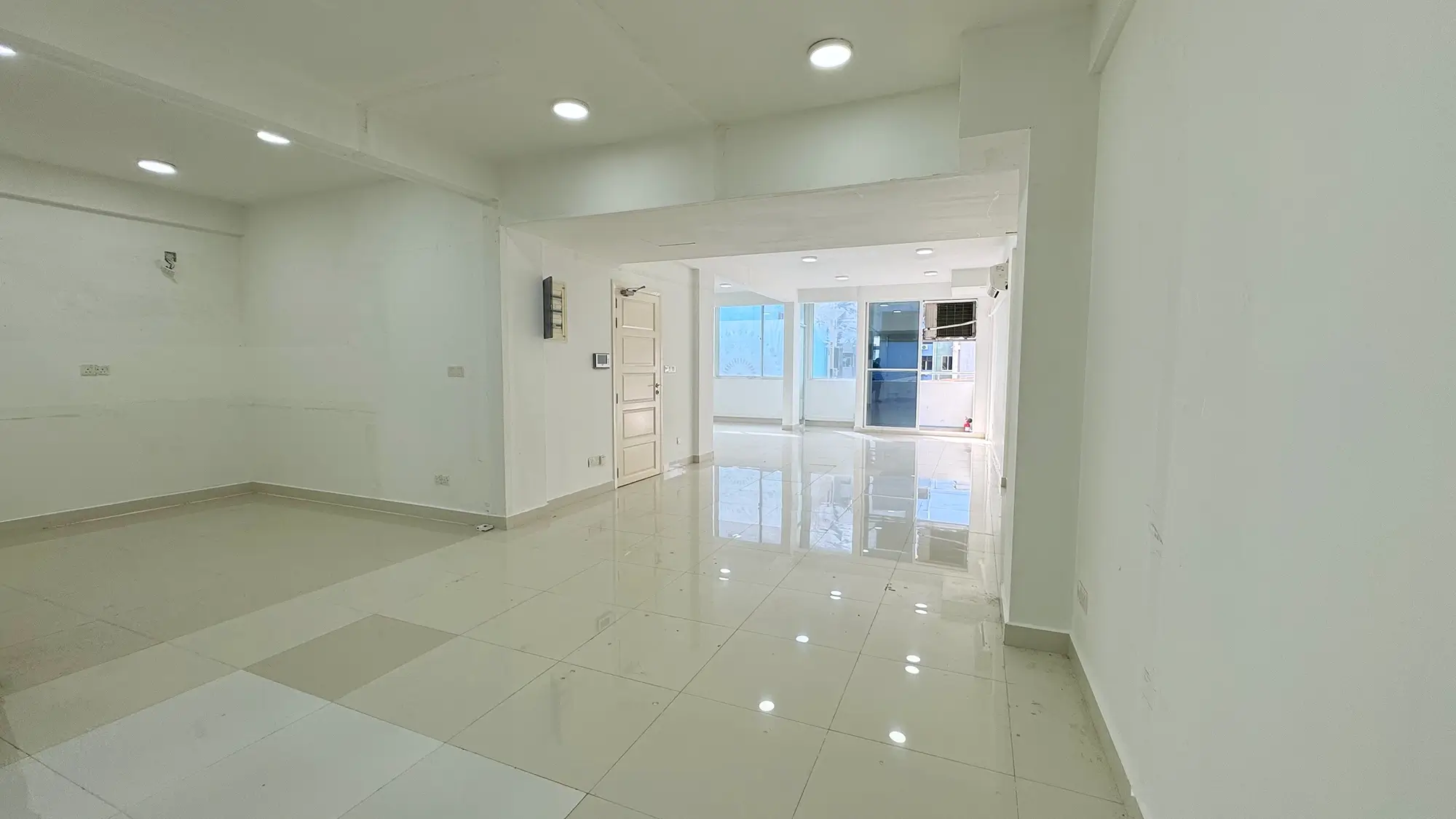 Commercial Space for Rent (ML 284) — Dhilbahaaru Magu