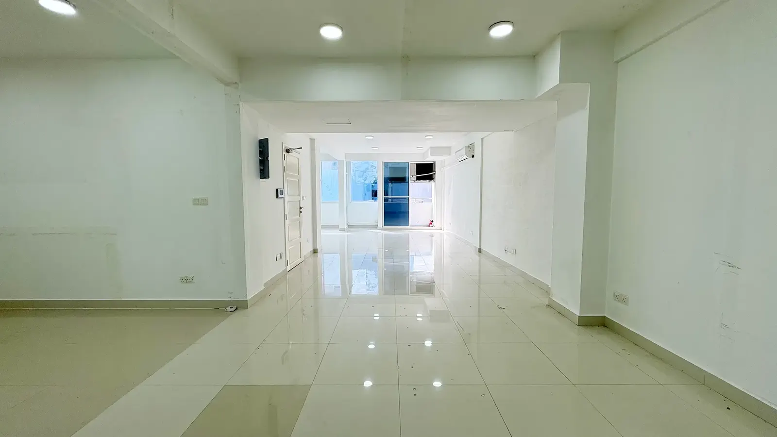 Commercial Space for Rent (ML 284) — Dhilbahaaru Magu
