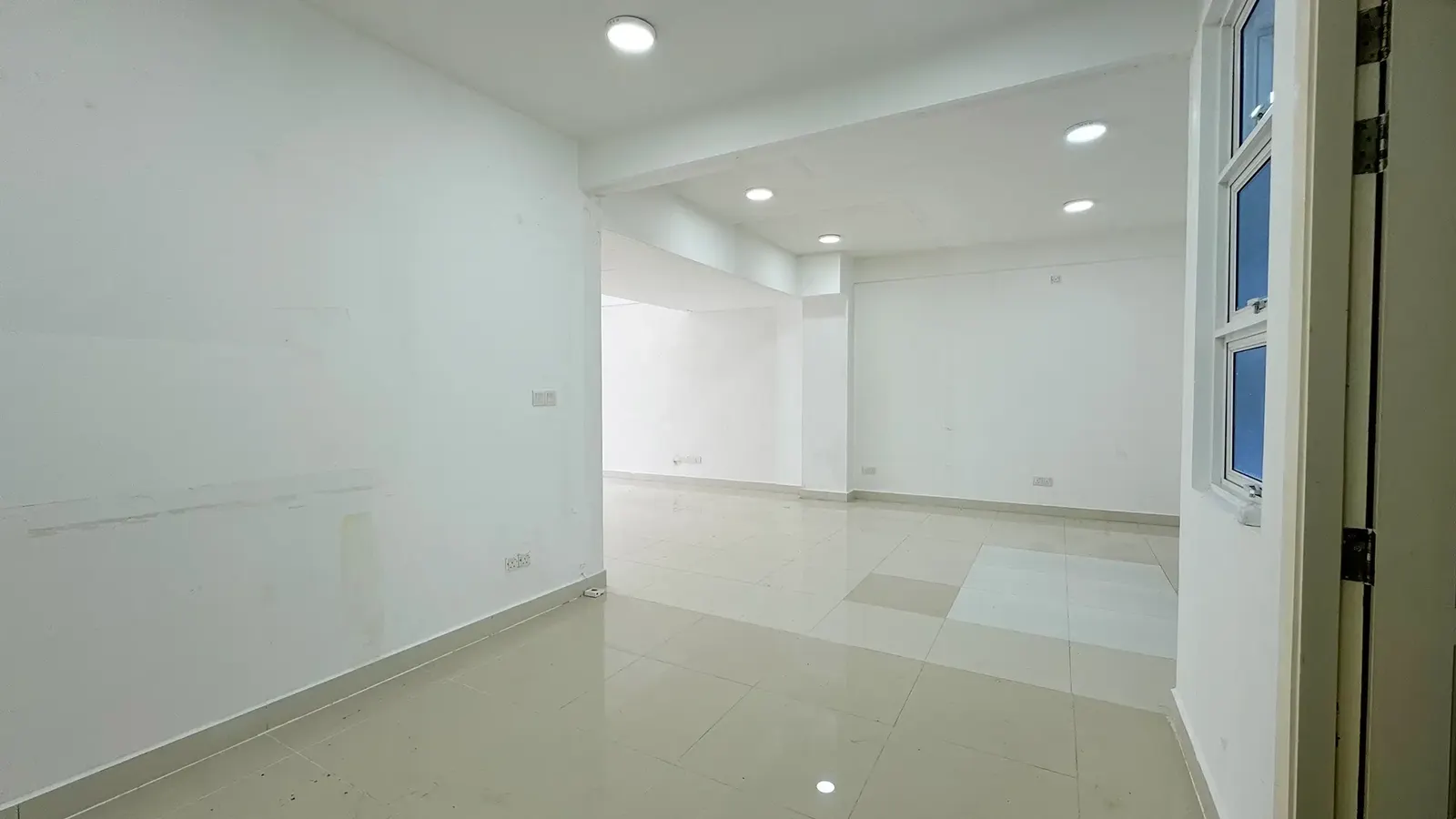 Commercial Space for Rent (ML 284) — Dhilbahaaru Magu