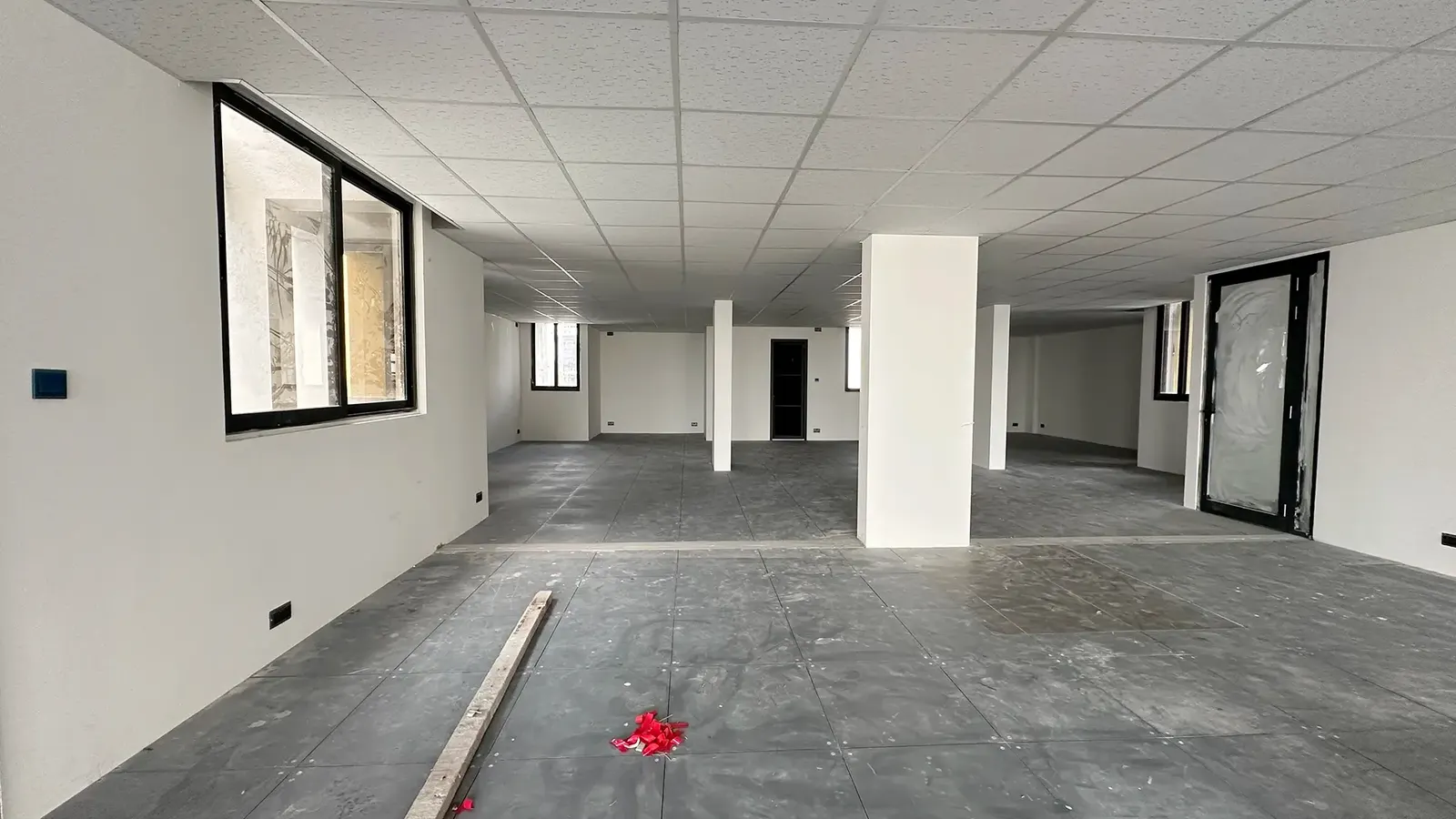 Commercial Space for Rent (ML 298) — Golden Tower