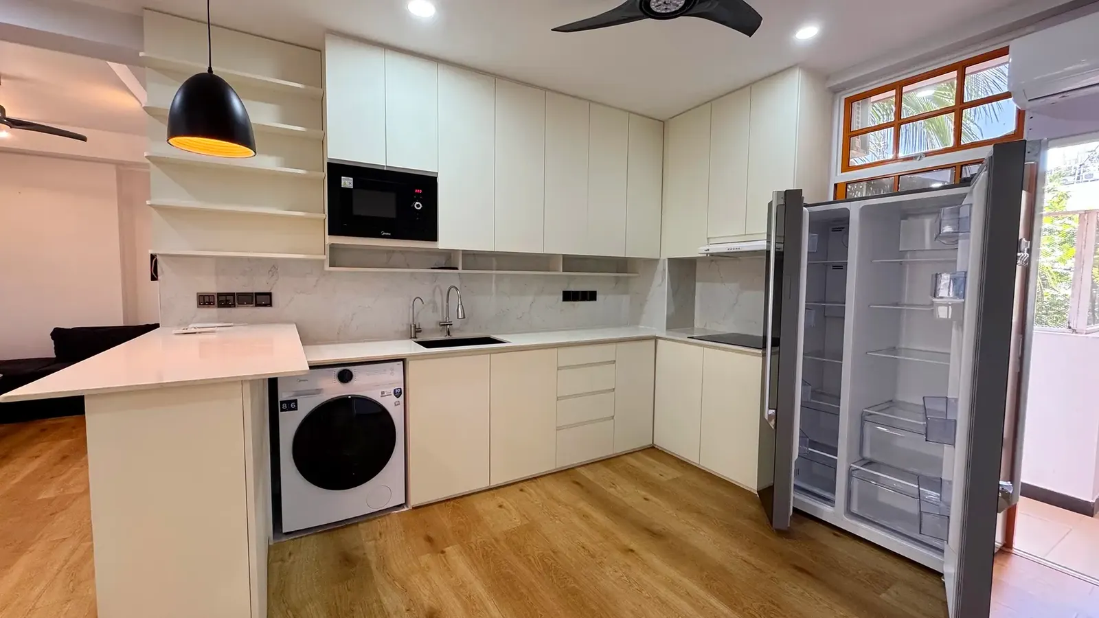 Semi Furnished 3 BR for Rent (ML 296) — Rahdhebai Magu