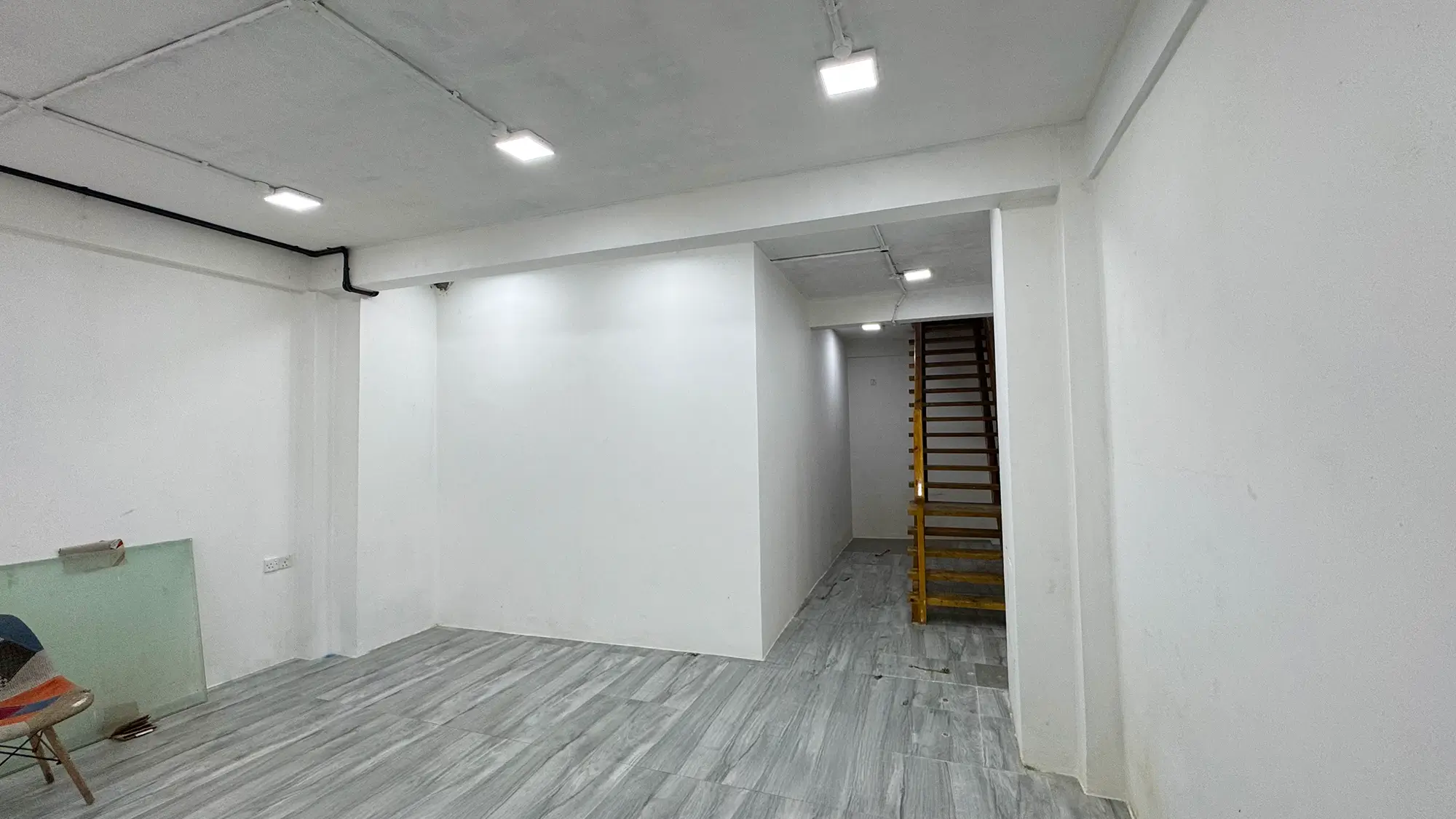 Commercial Space for Rent (ML 299) — Lonuziyaaraiy Magu