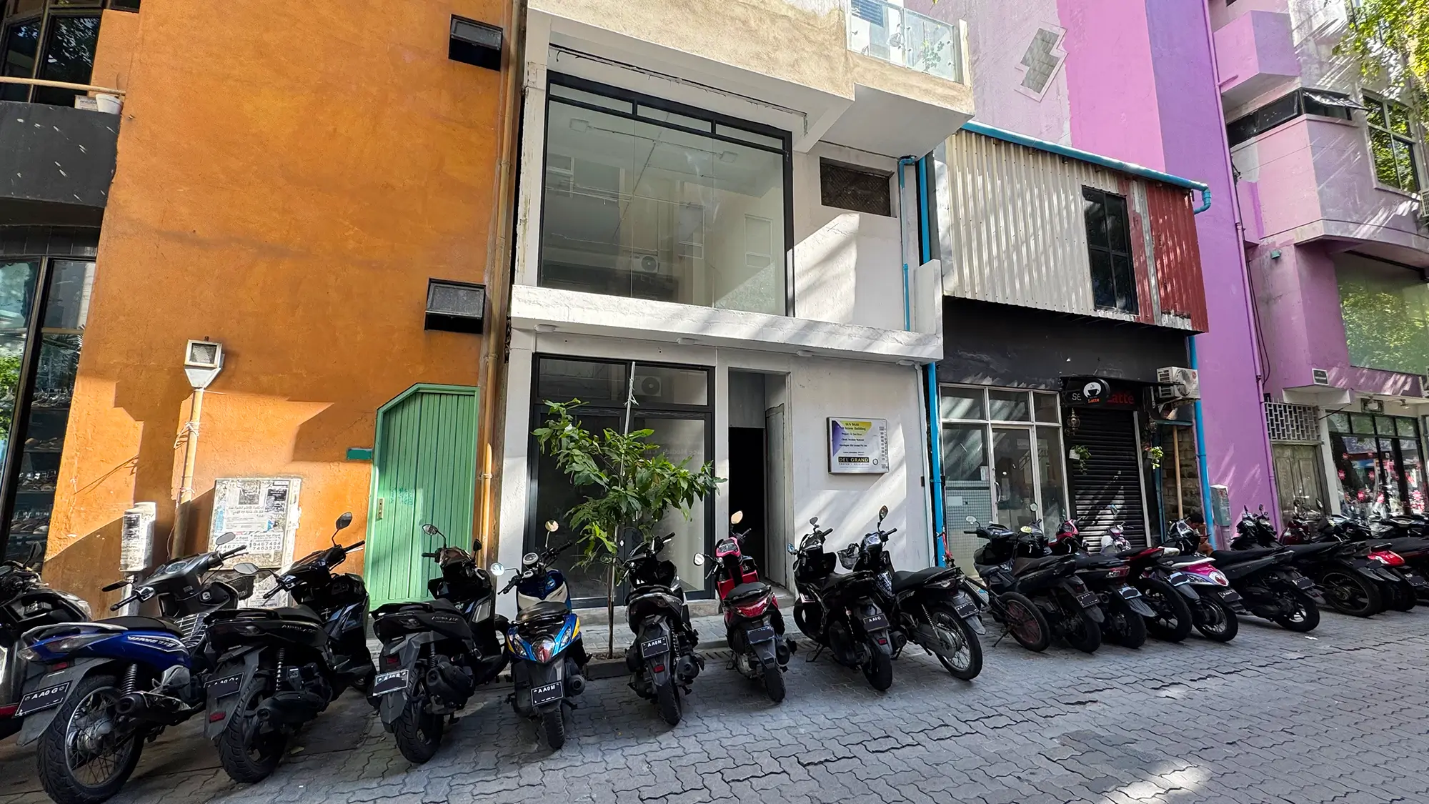 Commercial Space for Rent (ML 299) — Lonuziyaaraiy Magu
