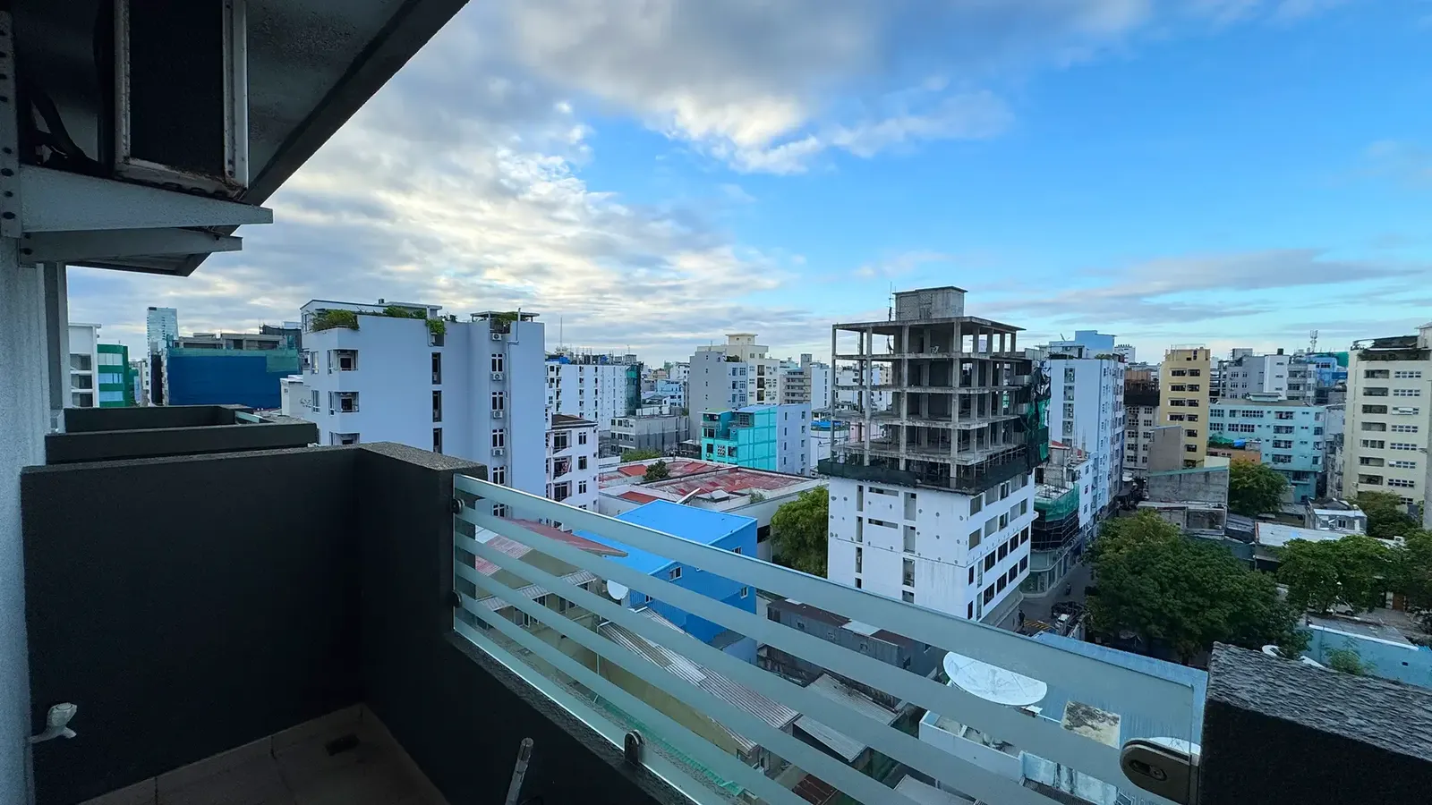Fully Furnished 3 BR for Rent (ML 301) — Fw Rehendhi Flat 1