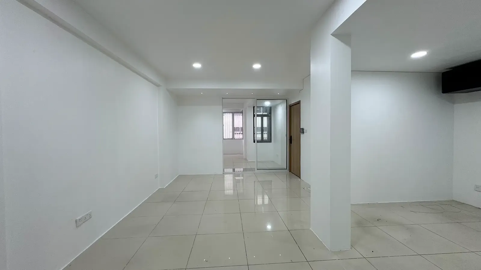Commercial Space for Rent (ML 303) — Koaru Kendi Magu