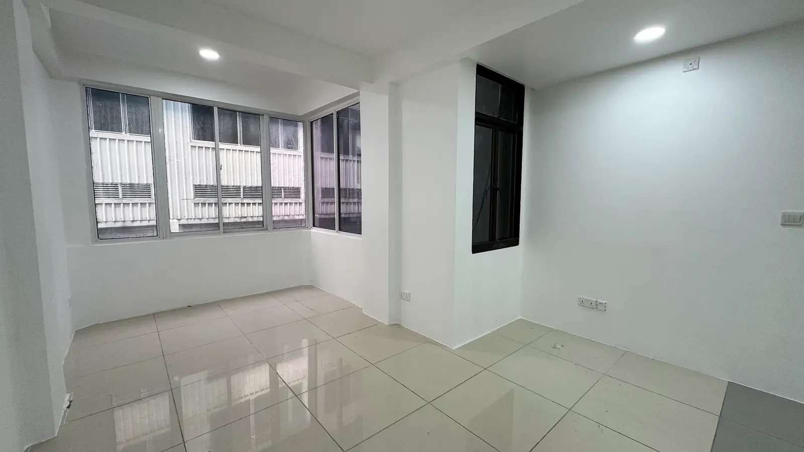Commercial Space for Rent (ML 303) — Koaru Kendi Magu